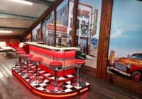 Rote Diner-Theke mit Barhockern vor einer grossformatigen Road-Stop-Wandkulisse